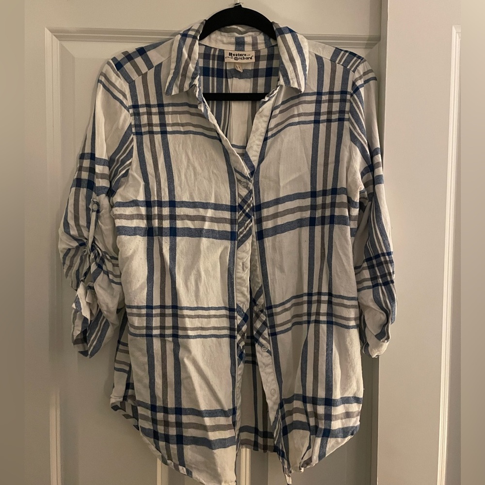 3/4 sleeve button down blouse